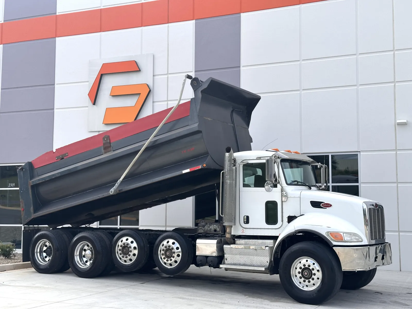 2015 PETERBILT 348 for sale in Greer, SC