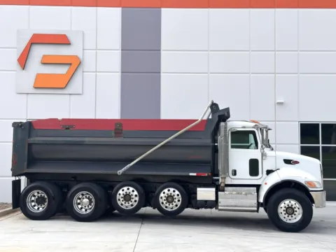 More photos of 2015 PETERBILT 348 at Forge Truck Centers - South Carolina, SC