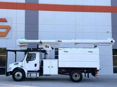 More photos of 2011 FREIGHTLINER M2 at Forge Truck Centers - South Carolina, SC