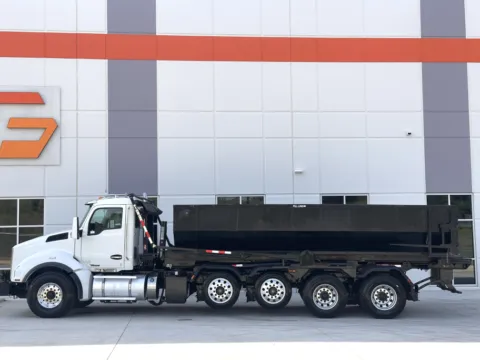 More photos of 2019 KENWORTH T880 at Forge Truck Centers - South Carolina, SC