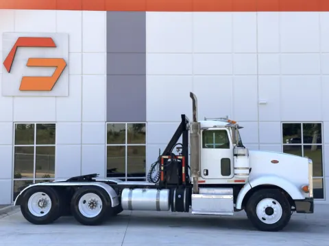 Another view of 2013 PETERBILT 367 for sale in Greer, SC at Forge Truck Centers - South Carolina
