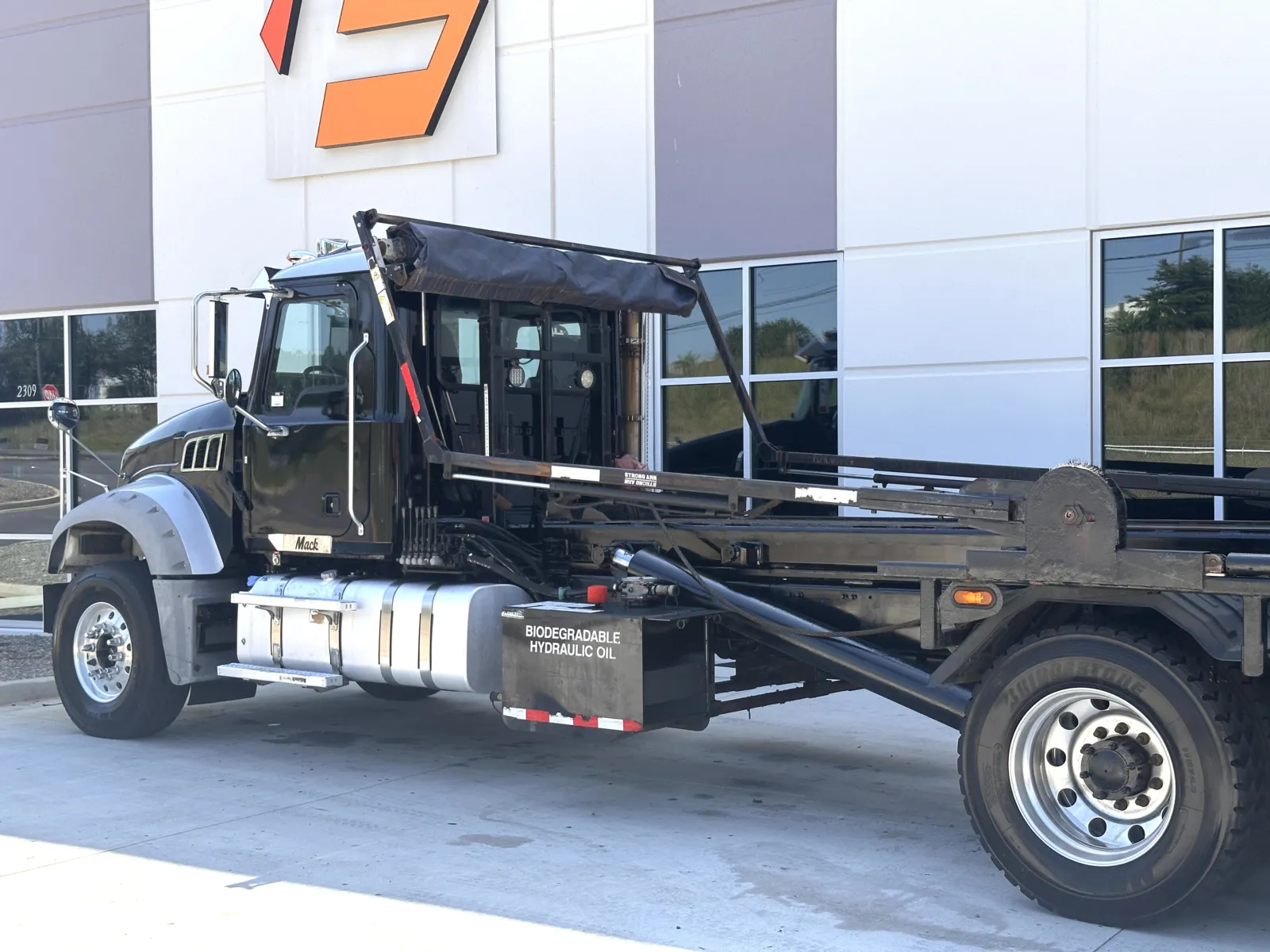 2018 Mack Granite in Greer, SC — photo 8