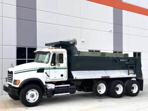 Another view of 2005 MACK CV713 for sale in Greer, SC at Forge Truck Centers - South Carolina