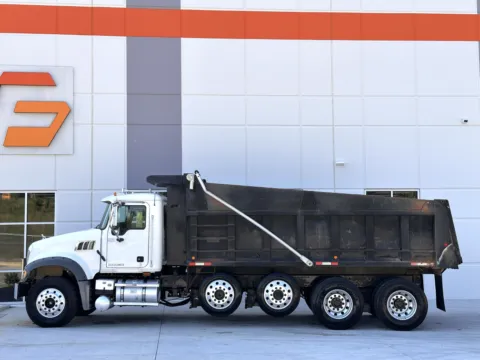 More photos of 2008 MACK GU713 at Forge Truck Centers - South Carolina, SC