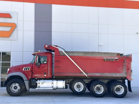 More photos of 2016 MACK GU713 at Forge Truck Centers - South Carolina, SC