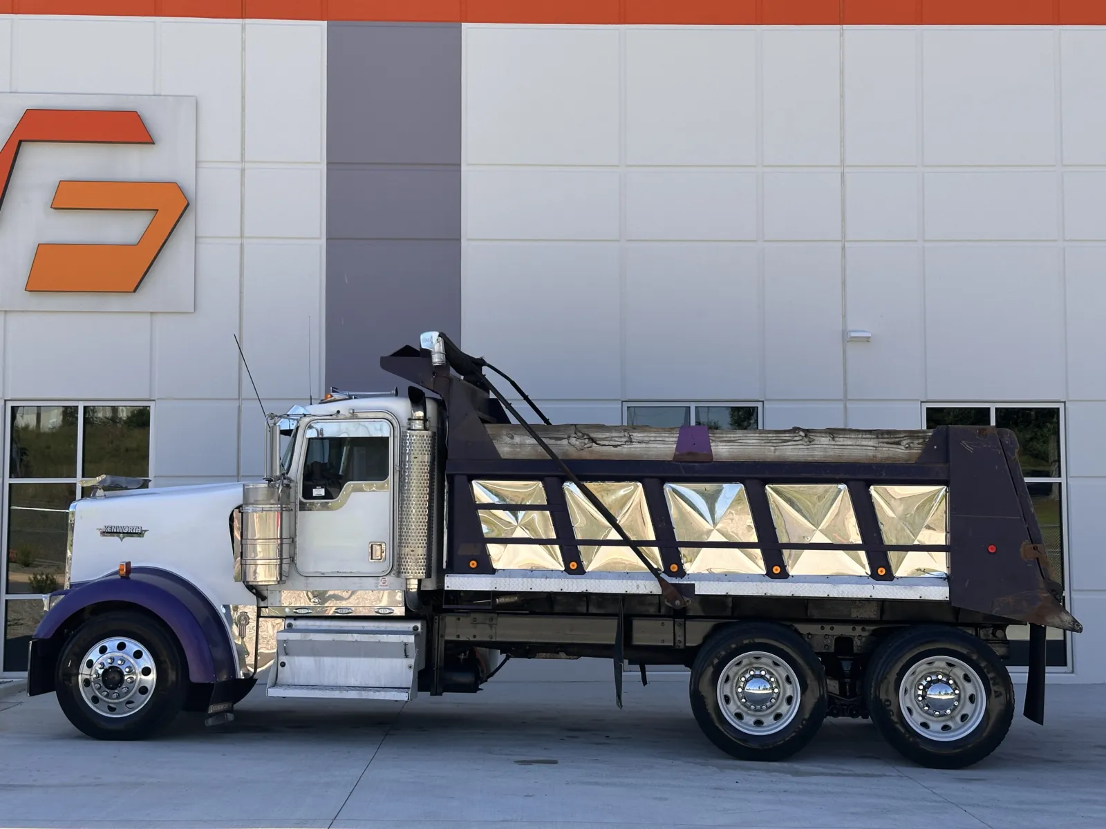 2001 Kenworth W900 in Greer, SC — photo 5