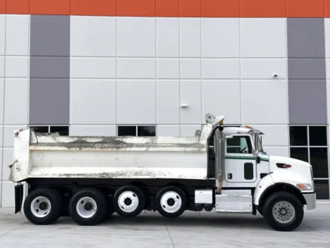 More photos of 2015 PETERBILT 348 at Forge Truck Centers - South Carolina, SC