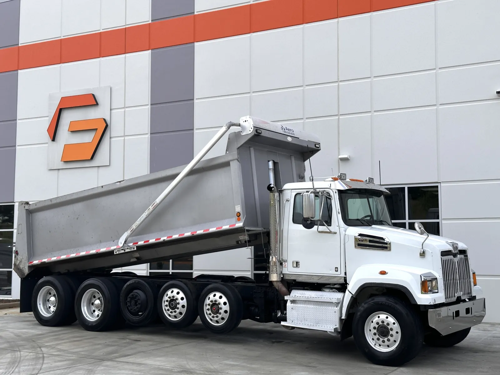 2017 WESTERN STAR 4700 for sale in Greer, SC