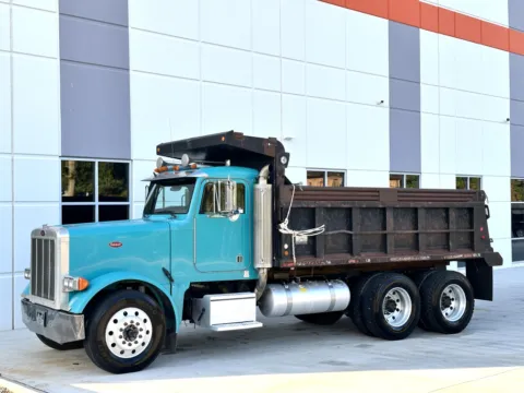 Another view of 2005 PETERBILT 379 for sale in Greer, SC at Forge Truck Centers - South Carolina