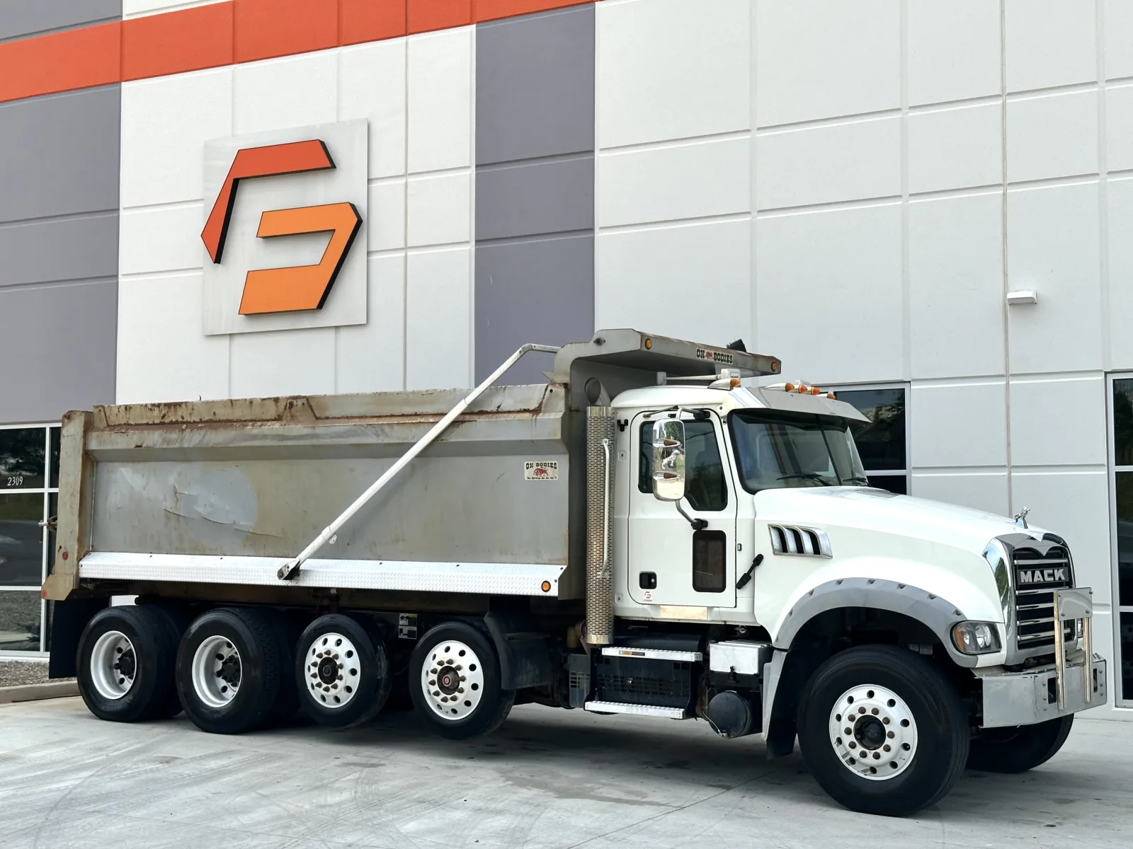 2020 Mack Granite in Greer, SC — photo 2
