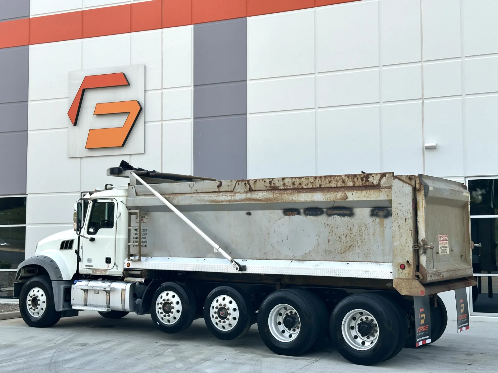 2020 Mack Granite in Greer, SC — photo 7