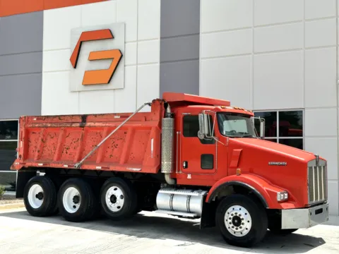 Photos of 2003 KENWORTH T800 for sale in Greer, SC at Forge Truck Centers - South Carolina