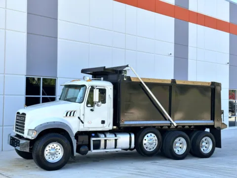 Another view of 2020 MACK GR64FT for sale in Greer, SC at Forge Truck Centers - South Carolina