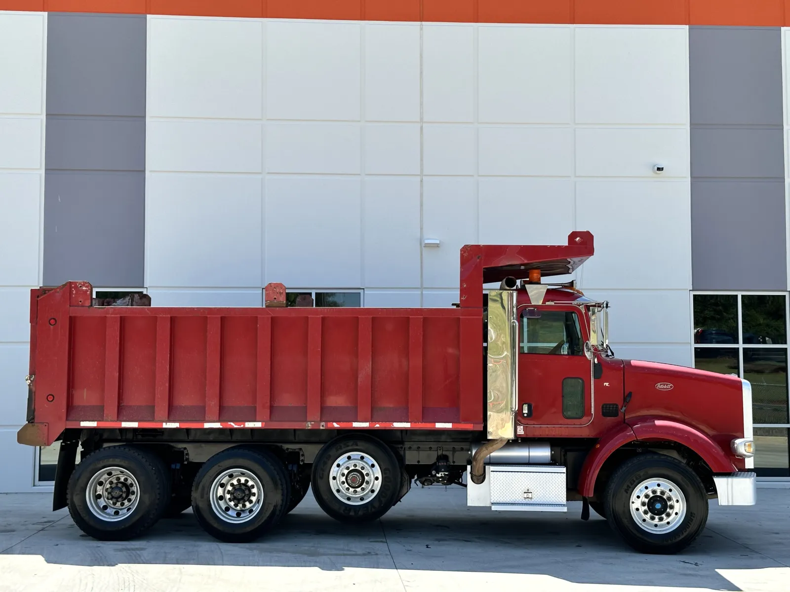 2009 Peterbilt 365 in Greer, SC — photo 4