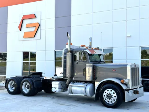 2005 PETERBILT 379 for sale in Greer, SC