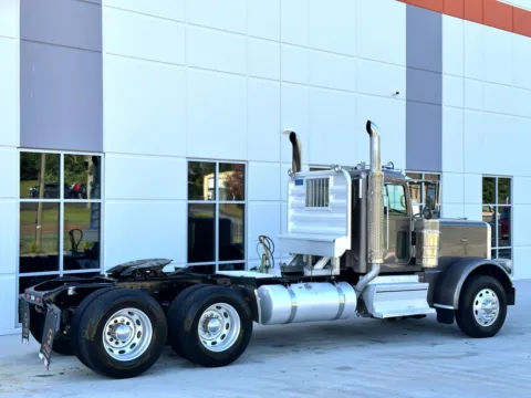 More photos of 2023 PETERBILT 389 at Forge Truck Centers - South Carolina, SC