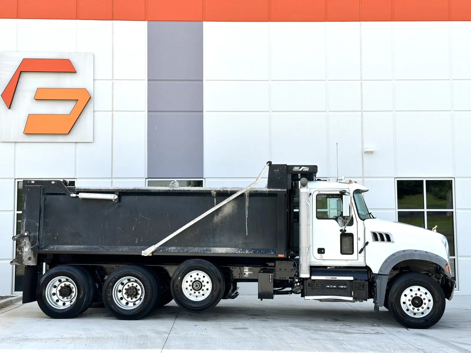 2023 Mack Granite in Greer, SC — photo 4