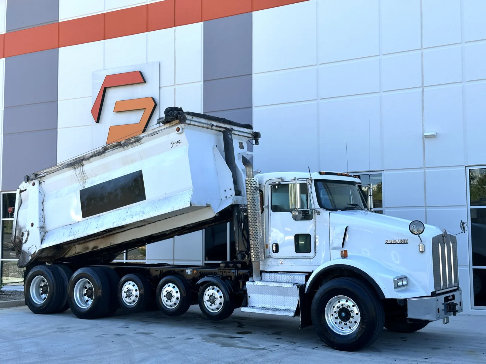 2012 KENWORTH T800 for sale in Greer, SC