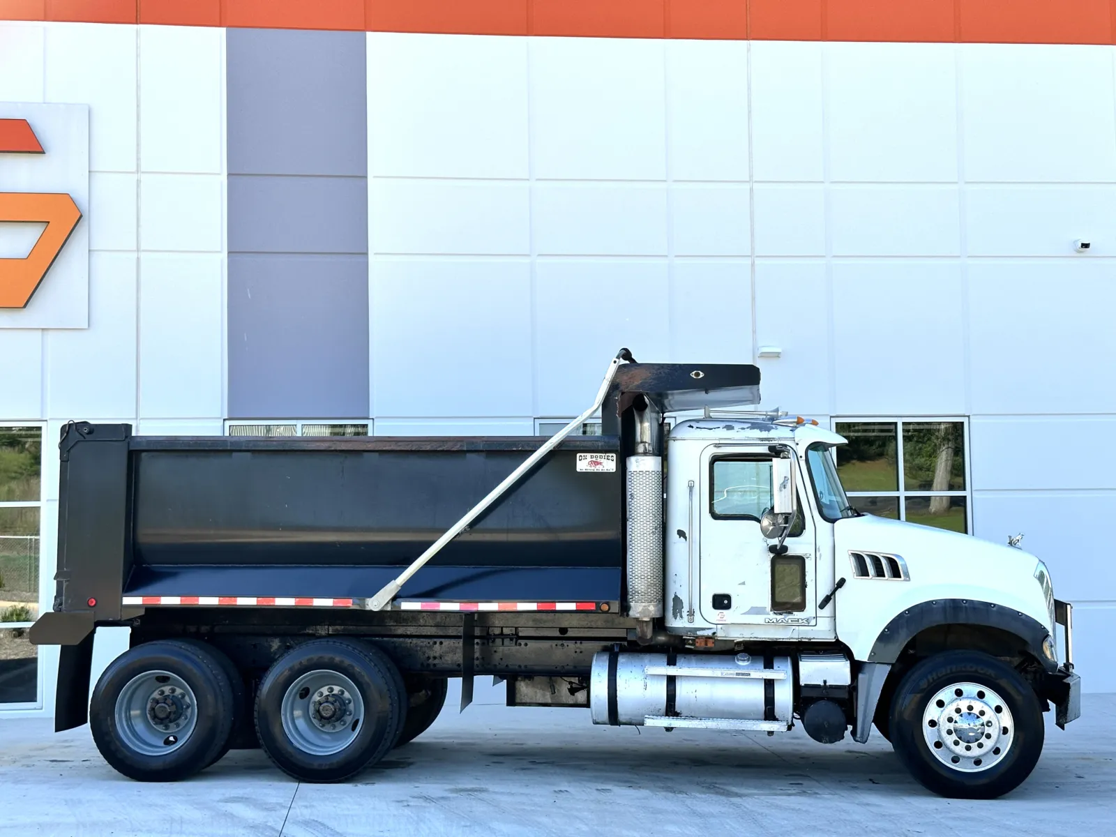 2007 Mack in Greer, SC — photo 4