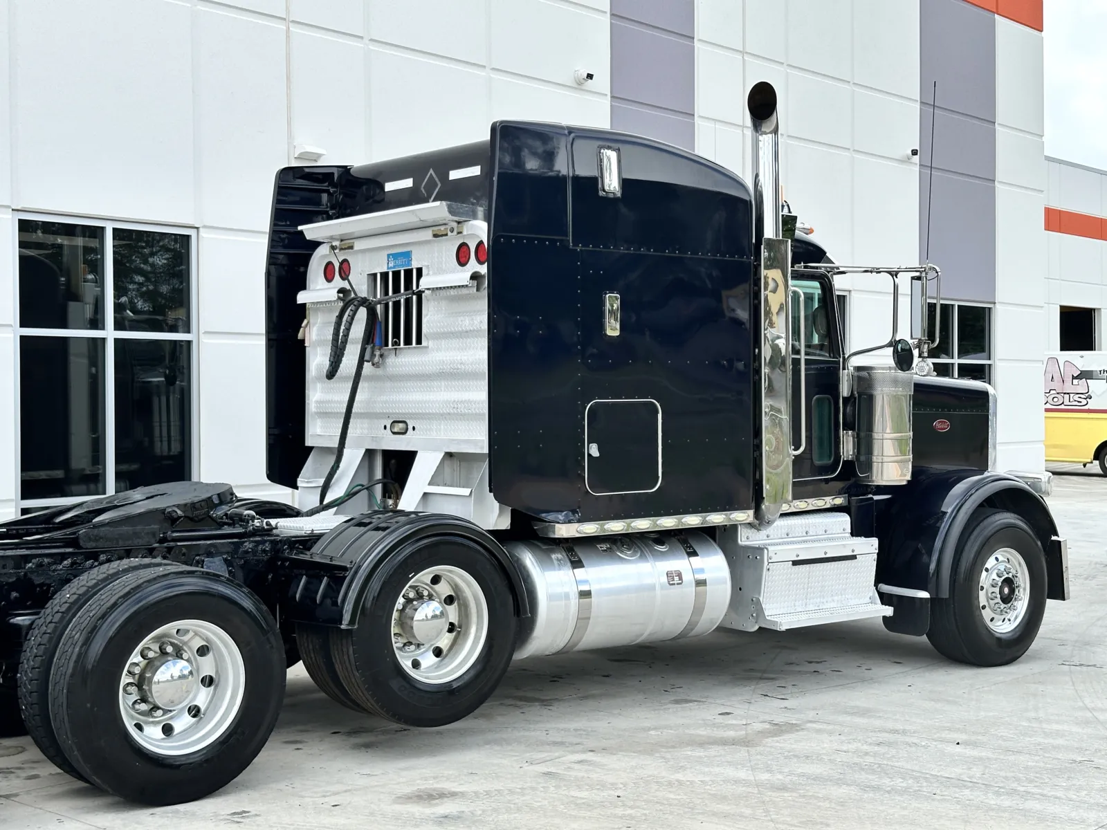 2013 Peterbilt 388 in Greer, SC — photo 7