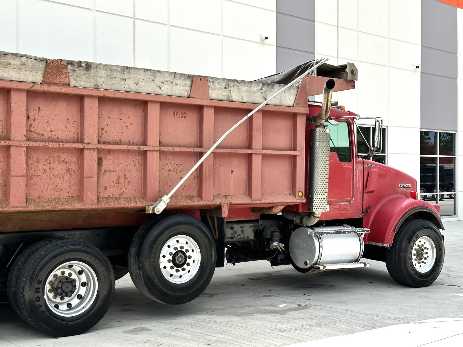 2000 Kenworth W900 in Greer, SC — photo 8