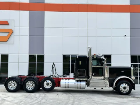 Another view of 2020 PETERBILT 389 for sale in Greer, SC at Forge Truck Centers - South Carolina
