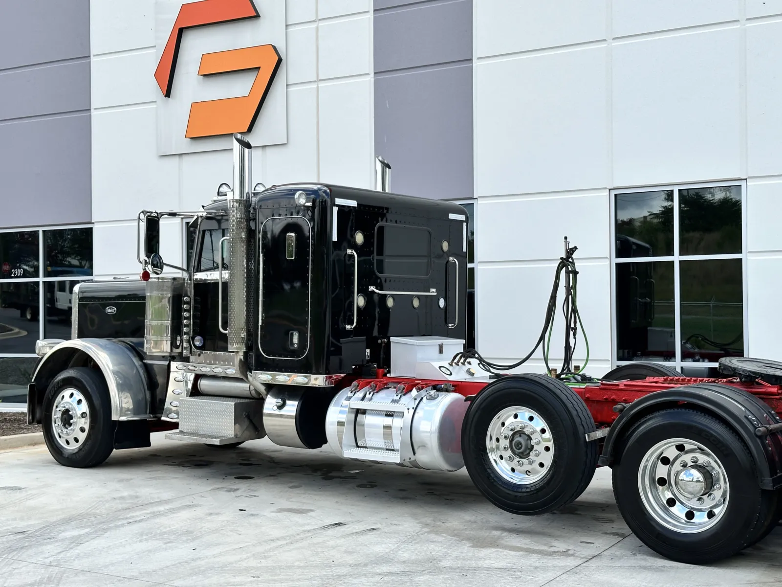 2020 Peterbilt 389 in Greer, SC — photo 8