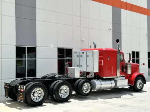 More photos of 2014 PETERBILT 388 at Forge Truck Centers - South Carolina, SC