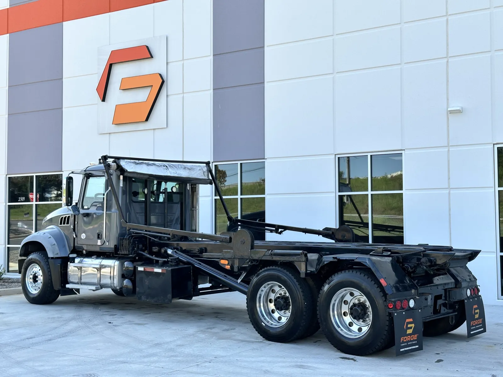 2017 Mack Granite in Greer, SC — photo 6