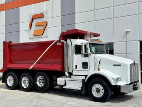 Photos of 2020 KENWORTH T880 for sale in Greer, SC at Forge Truck Centers - South Carolina
