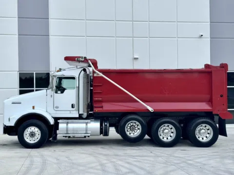 More photos of 2020 KENWORTH T880 at Forge Truck Centers - South Carolina, SC