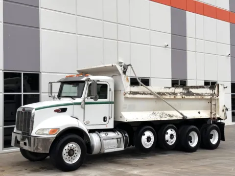 Another view of 2015 PETERBILT 348 for sale in Greer, SC at Forge Truck Centers - South Carolina