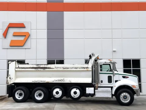 More photos of 2015 PETERBILT 348 at Forge Truck Centers - South Carolina, SC