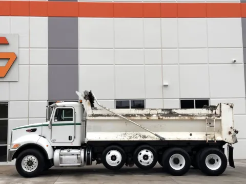 More photos of 2015 PETERBILT 348 at Forge Truck Centers - South Carolina, SC