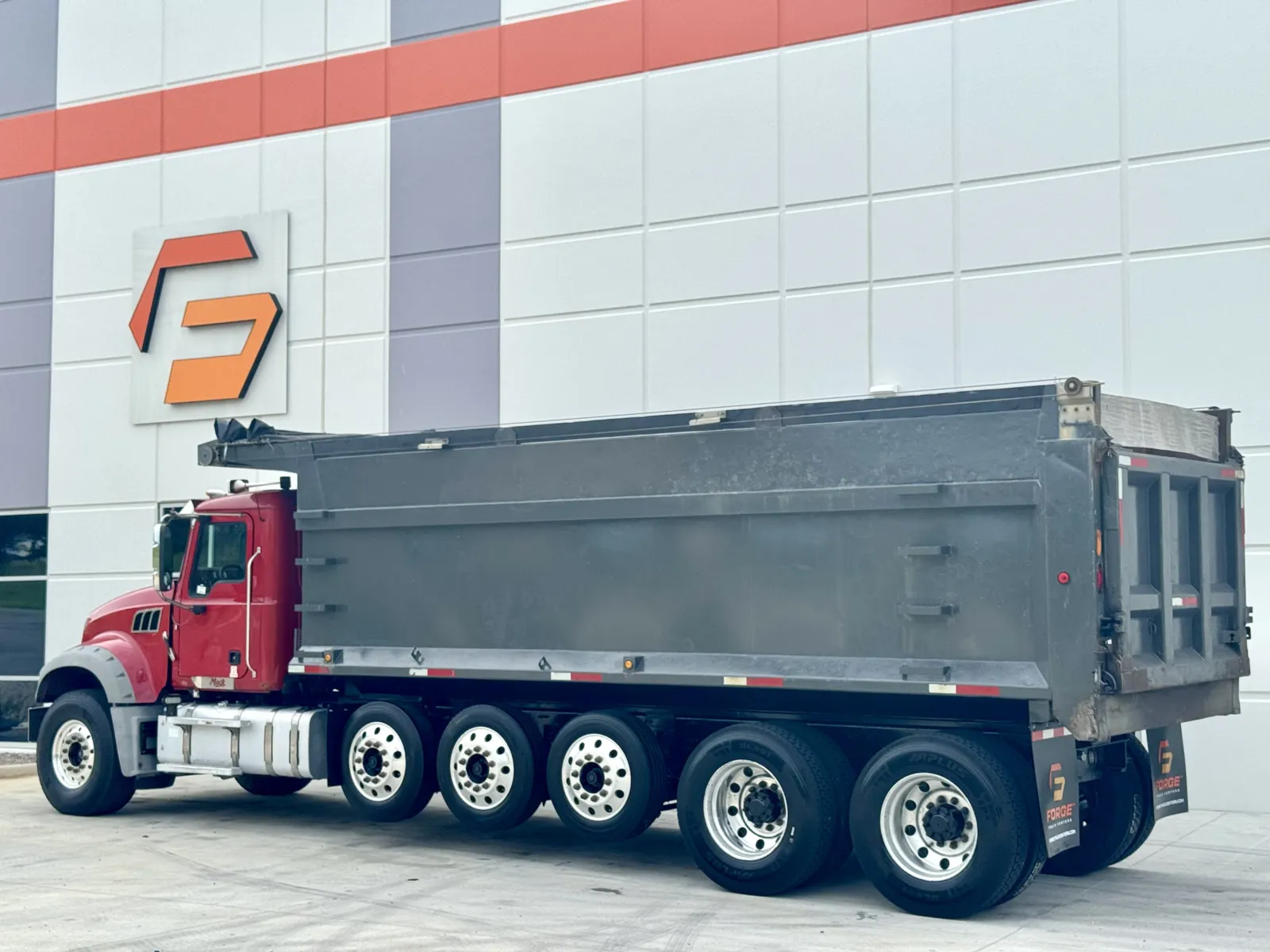2015 Mack Granite in Greer, SC — photo 7