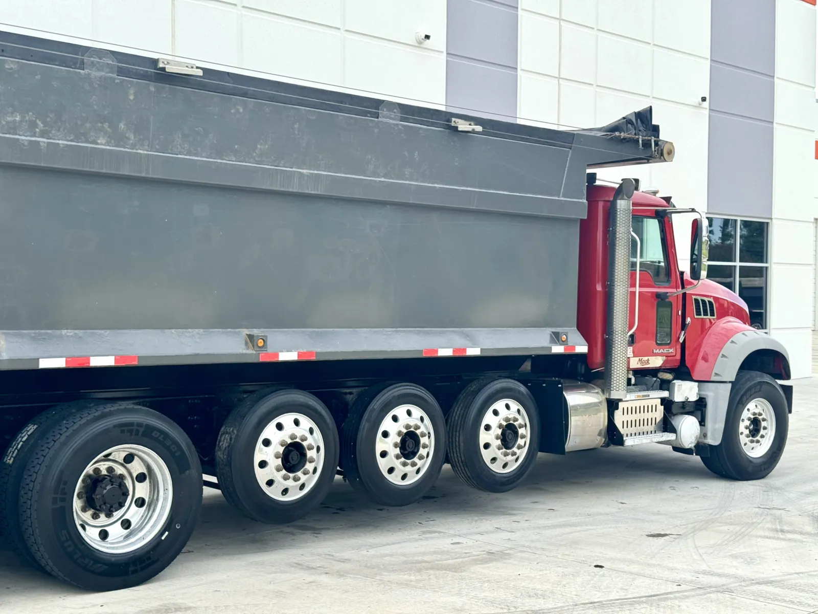 2015 Mack Granite in Greer, SC — photo 8