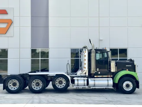 Another view of 1997 KENWORTH W900 for sale in Greer, SC at Forge Truck Centers - South Carolina