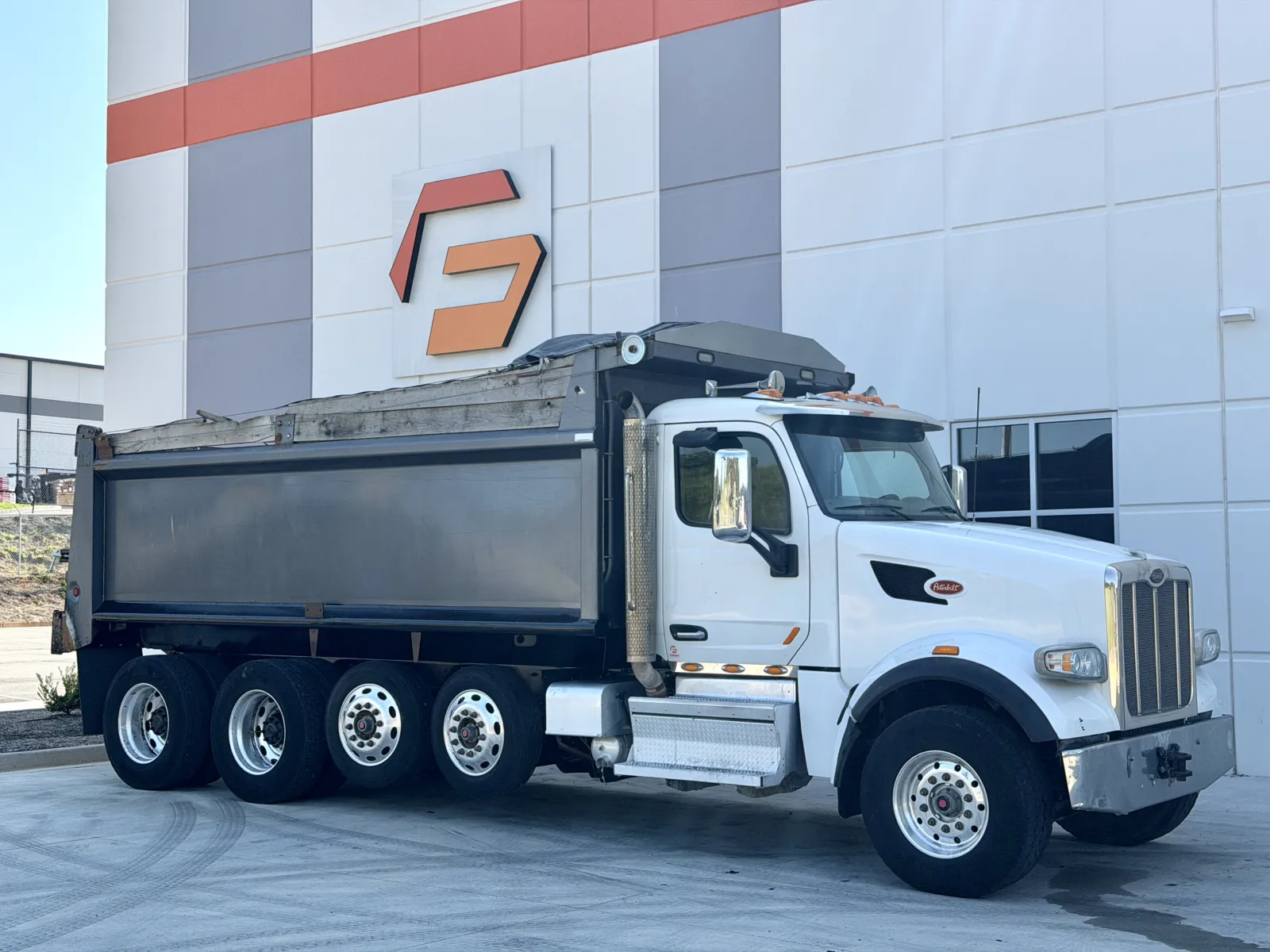 2018 Peterbilt 567 in Greer, SC — photo 2