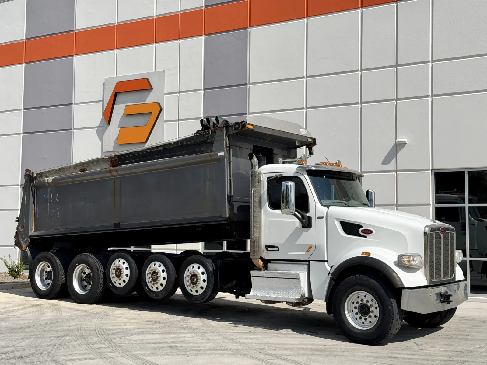 2018 PETERBILT 567 for sale in Greer, SC