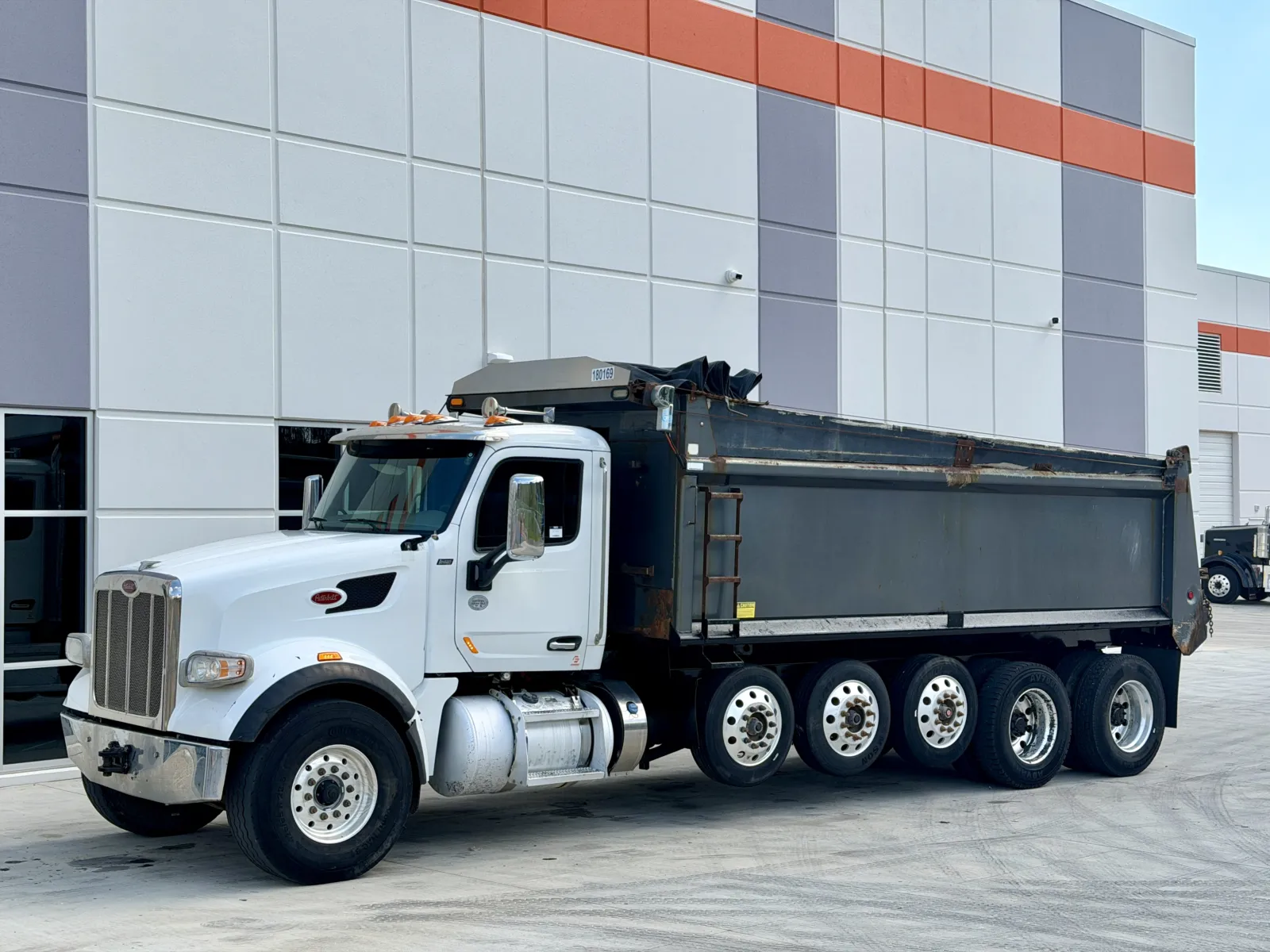 2018 Peterbilt 567 in Greer, SC — photo 3