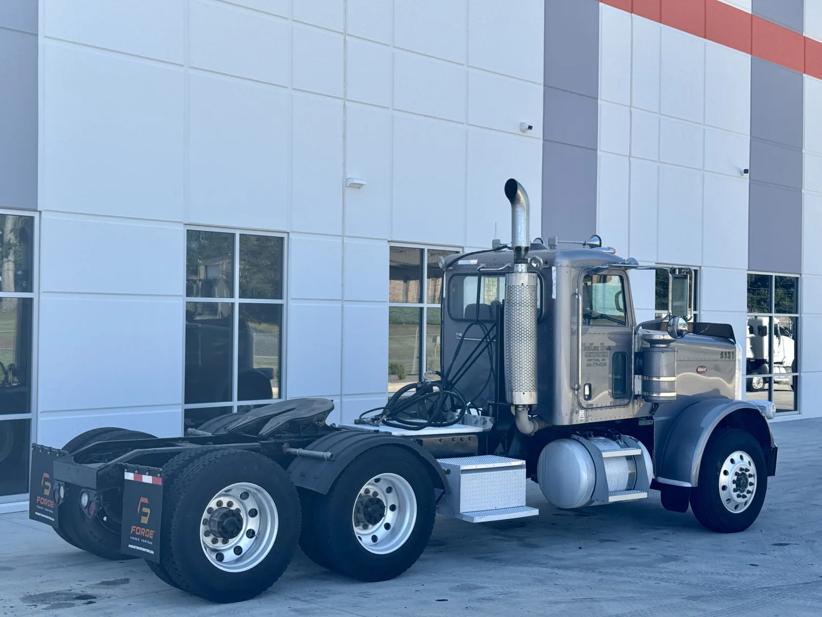 2011 Peterbilt 388 in Greer, SC — photo 5