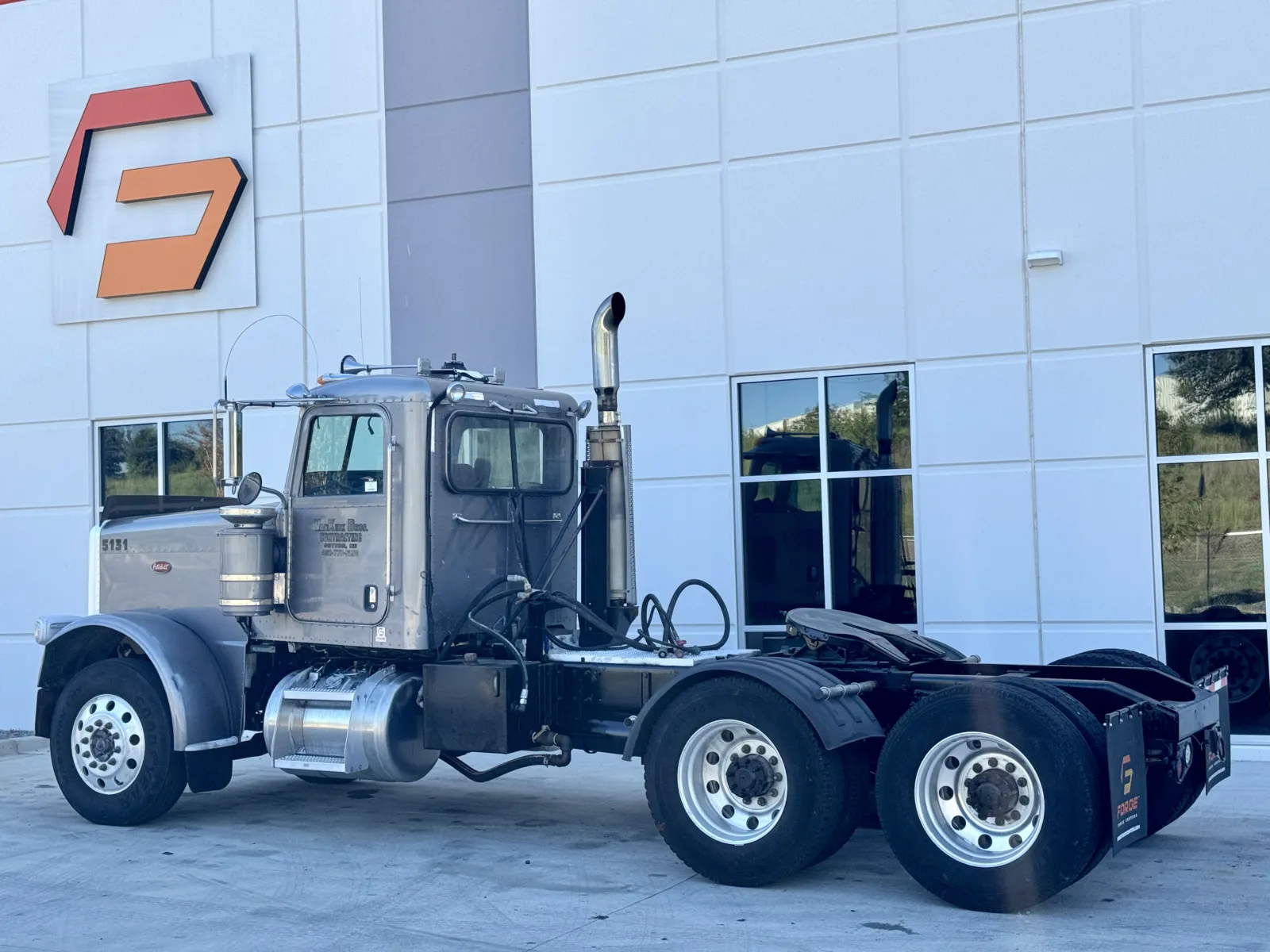 2011 Peterbilt 388 in Greer, SC — photo 6