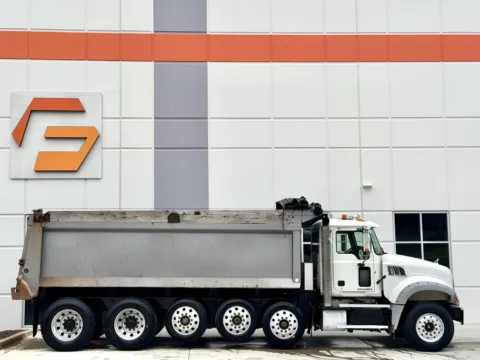 More photos of 2014 MACK GU713 at Forge Truck Centers - South Carolina, SC