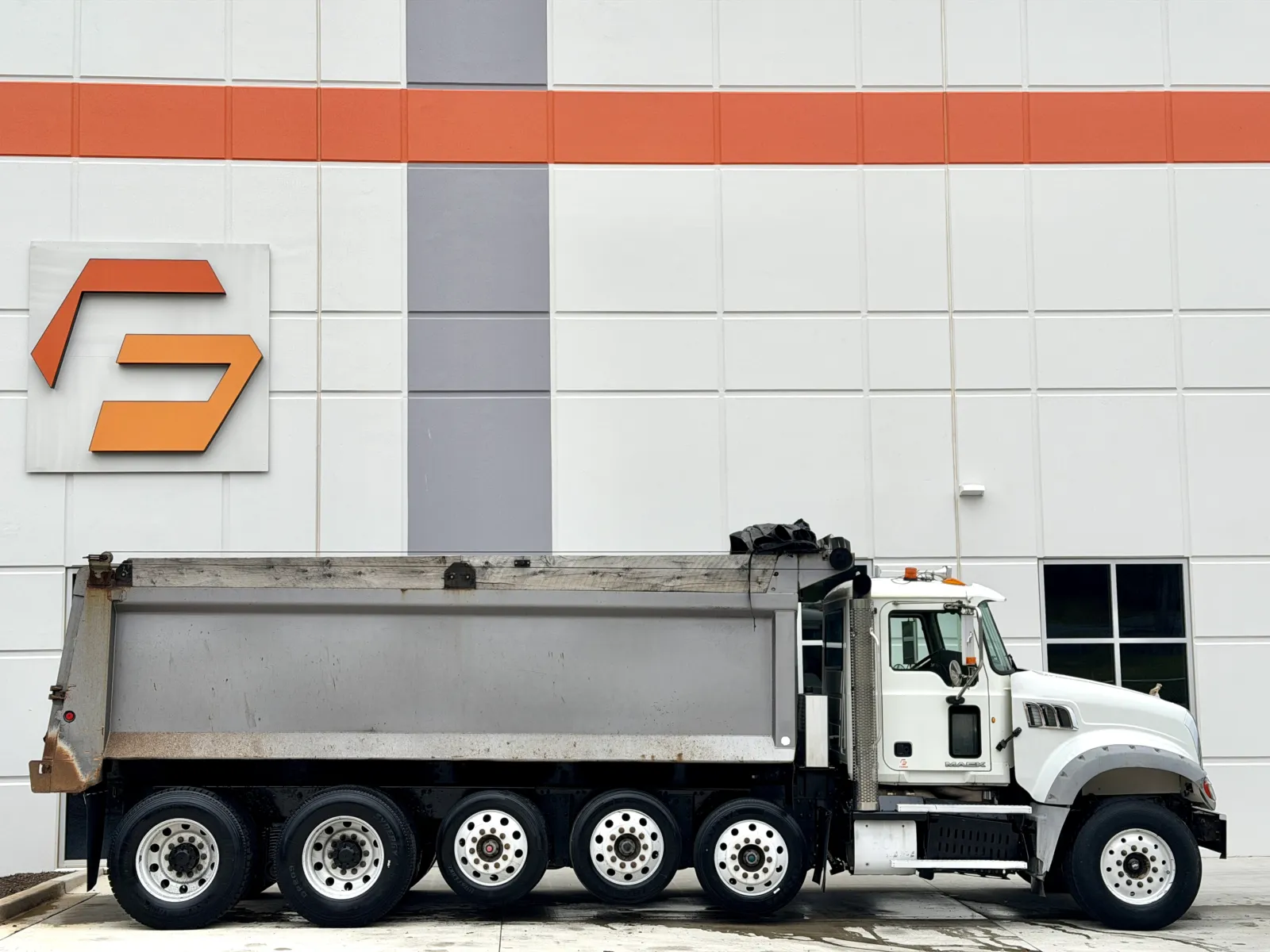 2014 Mack Granite in Greer, SC — photo 4