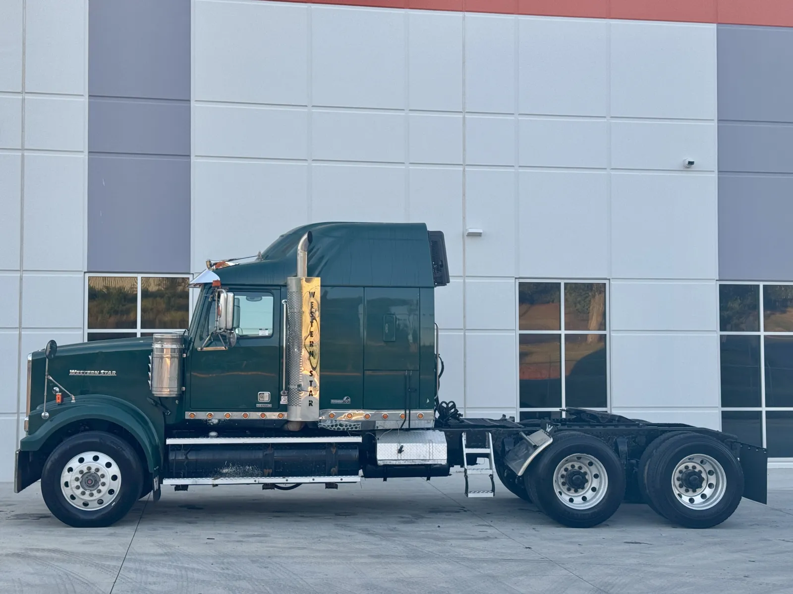 2016 Western Star 4900 in Greer, SC — photo 4