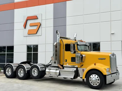 2018 KENWORTH W900 for sale in Greer, SC