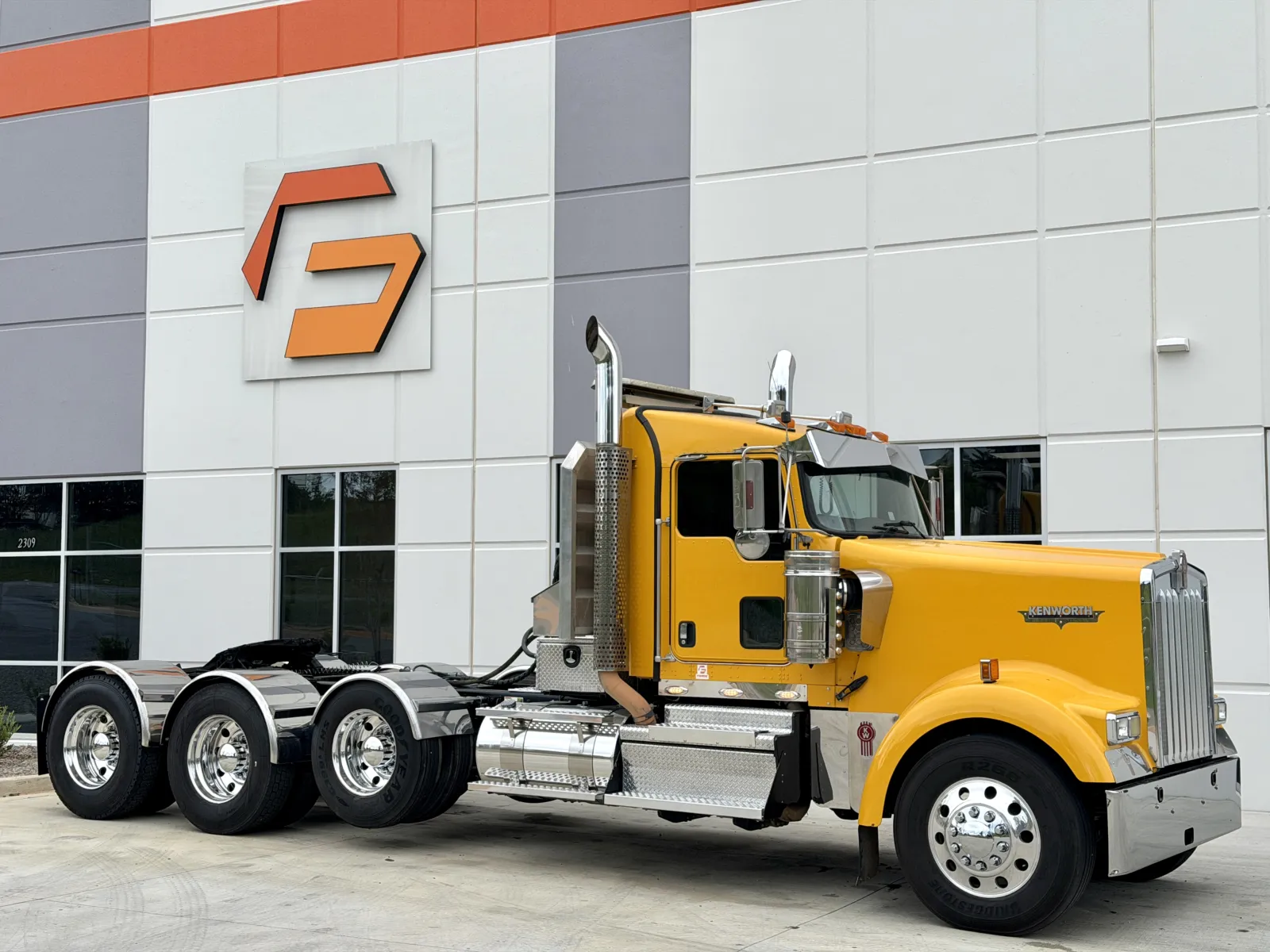 2018 KENWORTH W900 for sale in Greer, SC