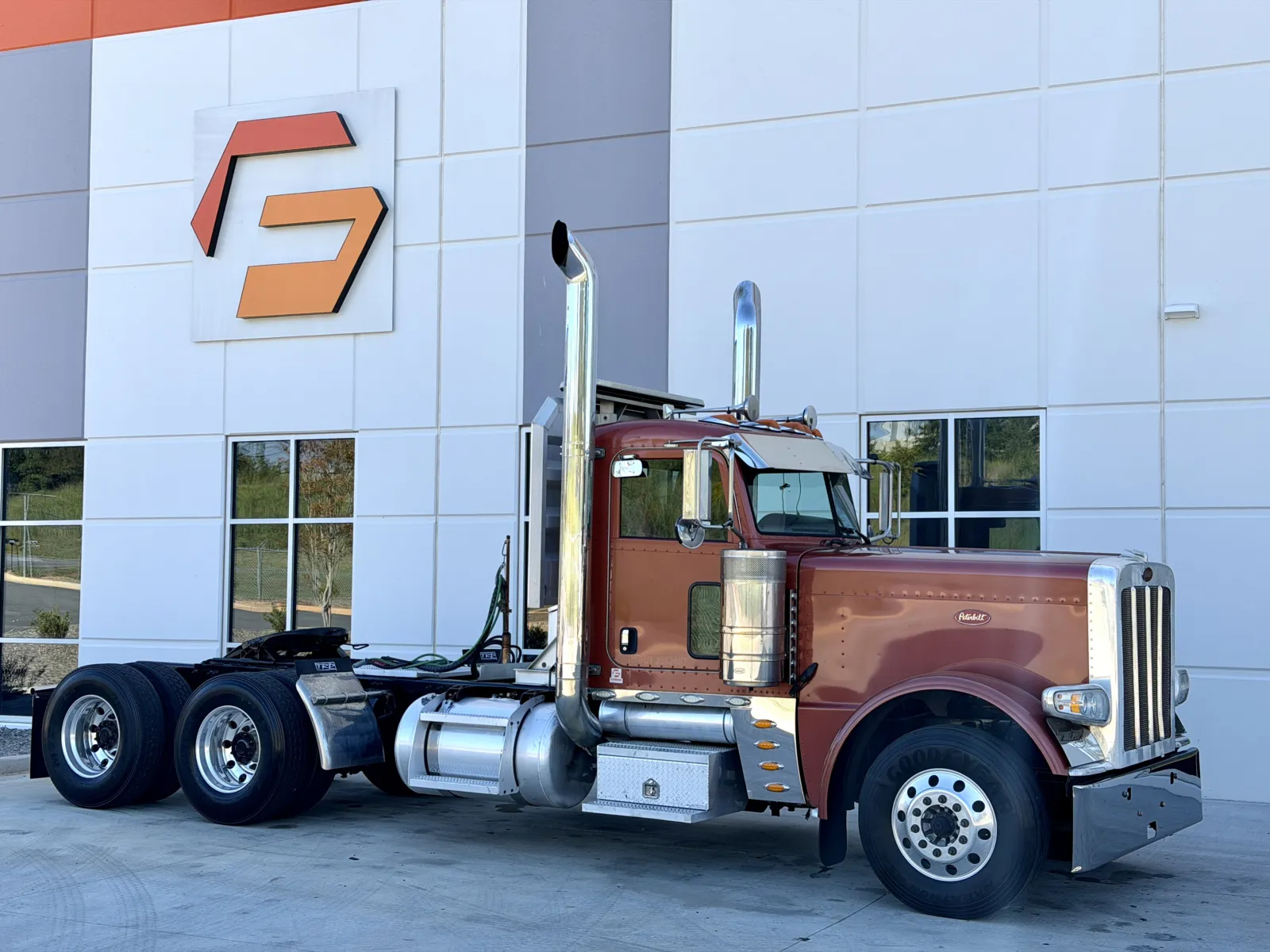 2014 Peterbilt 389 in Greer, SC