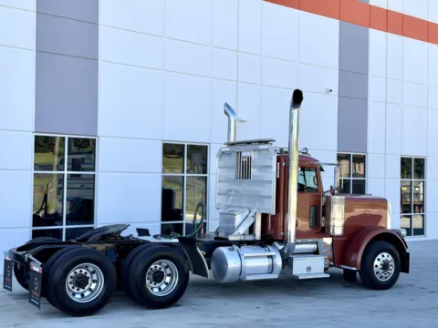 More photos of 2014 PETERBILT 389 at Forge Truck Centers - South Carolina, SC