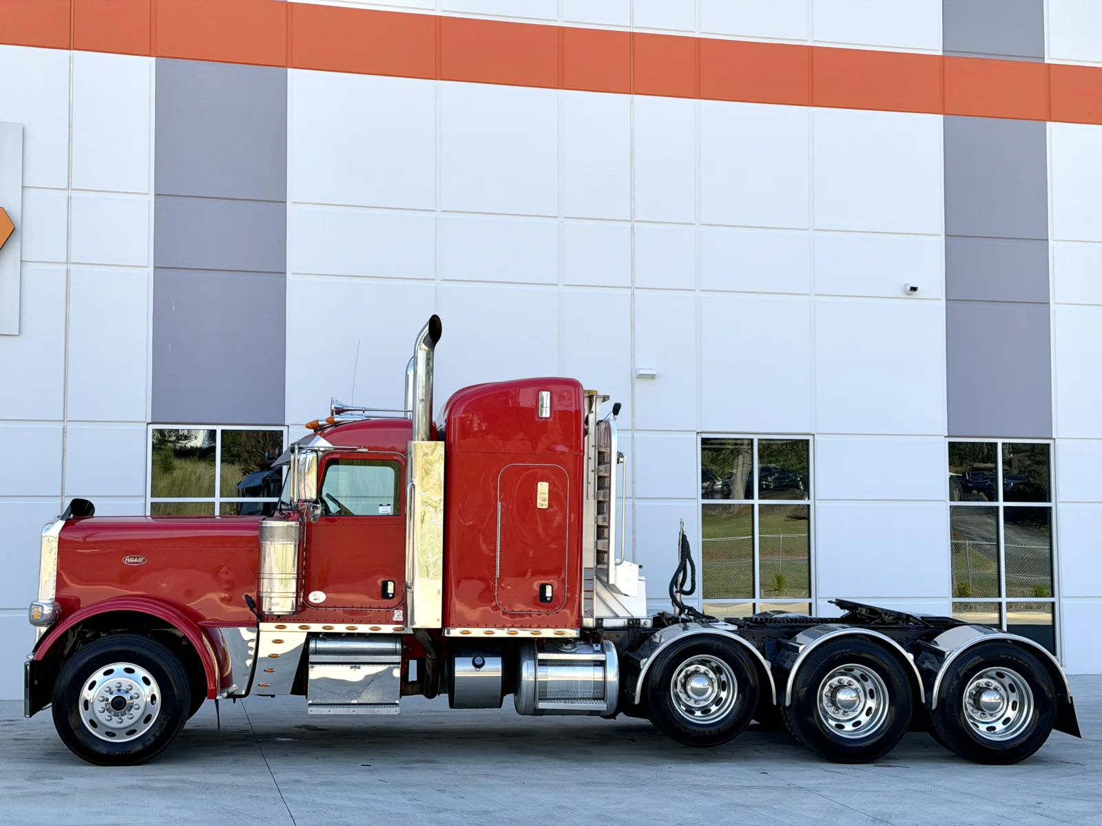 2016 Peterbilt 389 in Greer, SC — photo 4